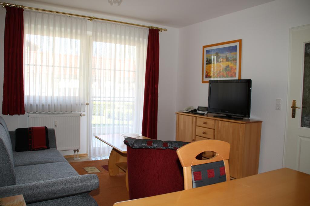 2 Zimmer Kursuite Bad Fuessing Zewnętrze zdjęcie